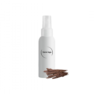 Découvrez notre brume cheveux Oud : une infusion légère qui hydrate, parfume et sublime vos cheveux tout en offrant une protection durable. Un parfum envoûtant!